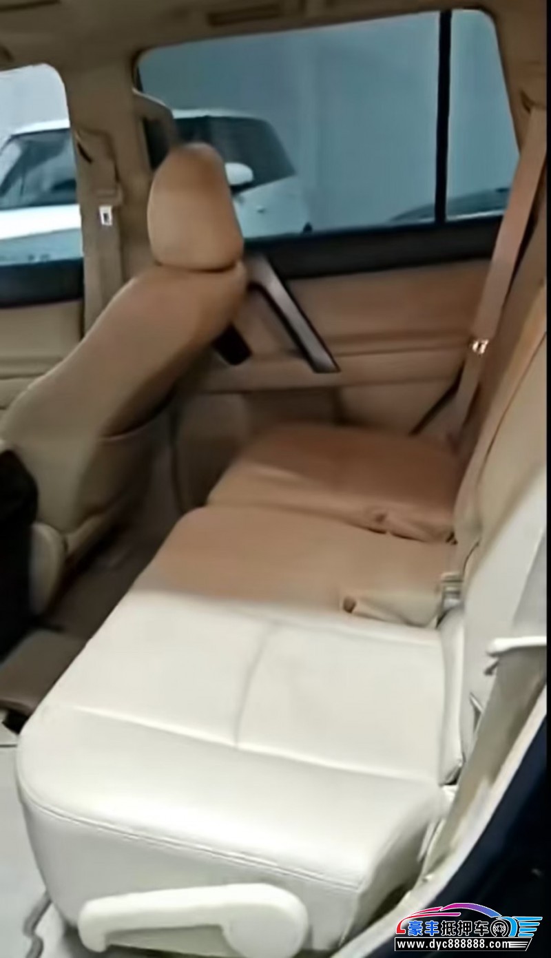 18年丰田普拉多（霸道）轿车抵押车出售