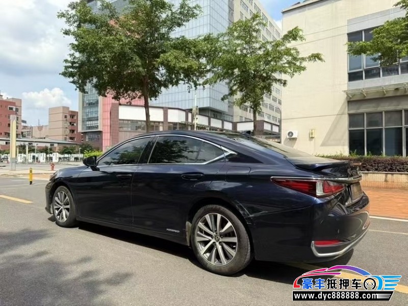 19年雷克萨斯ES轿车抵押车出售