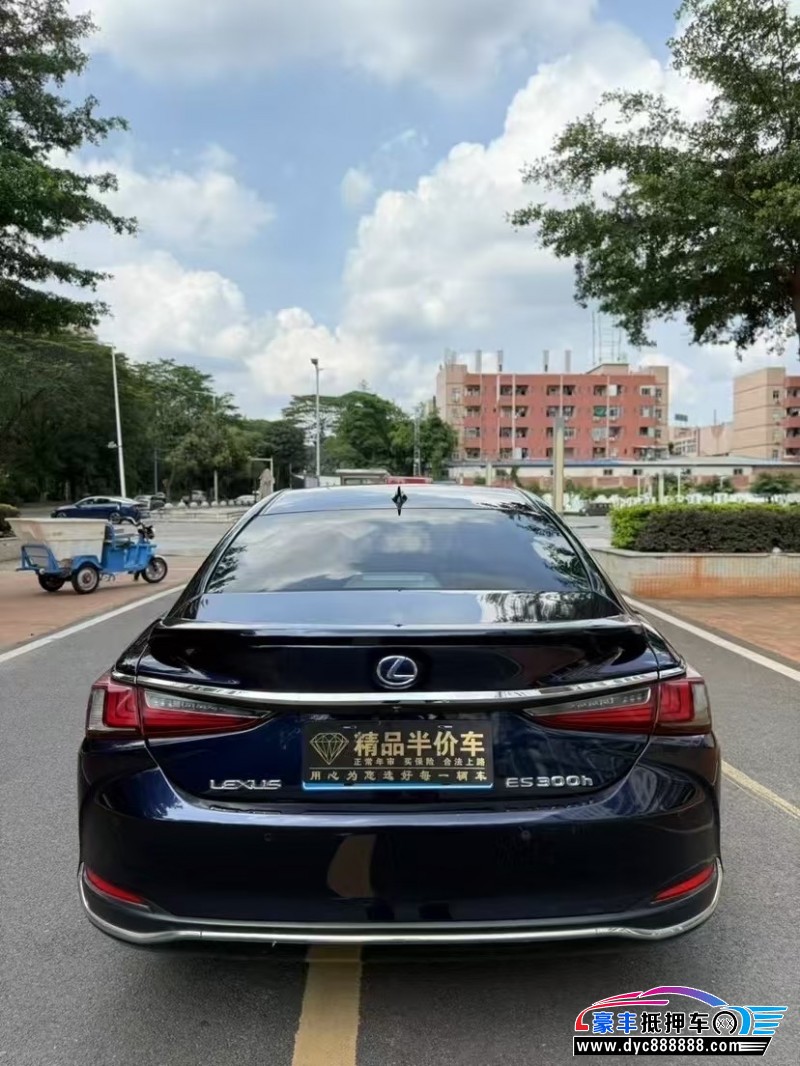 19年雷克萨斯ES轿车抵押车出售