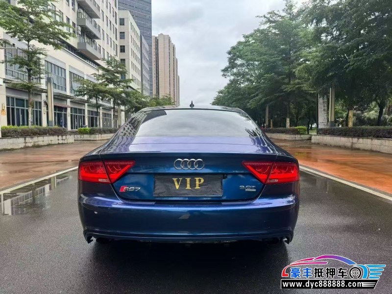 12年奥迪A7轿车抵押车出售