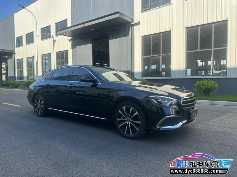 22年奔驰E轿车抵押车出售