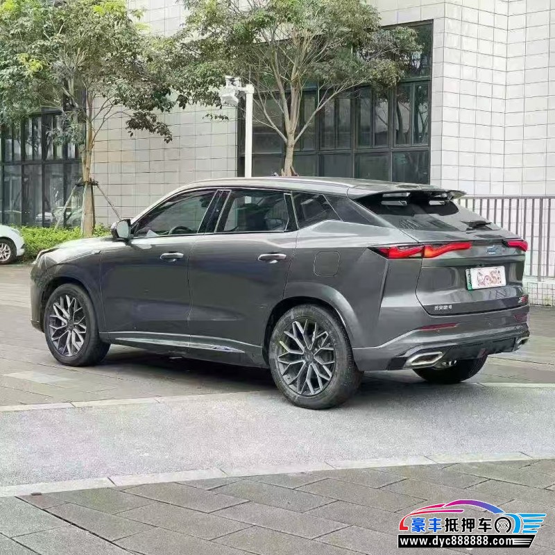 23年长安欧尚Z6轿车抵押车出售