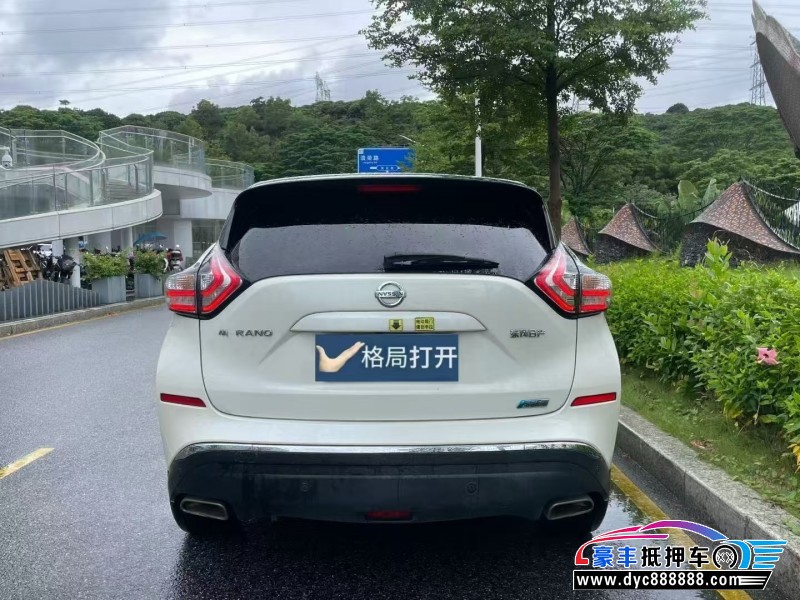 21年日产楼兰轿车抵押车出售