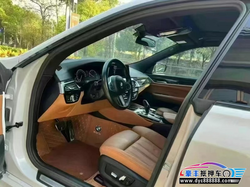 19年宝马6系GT轿车抵押车出售