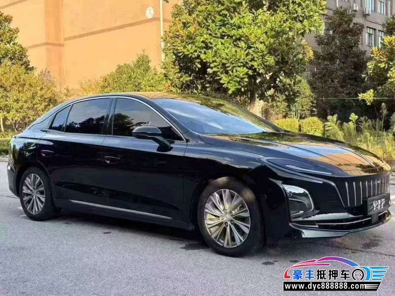 24年红旗EQM5轿车抵押车出售