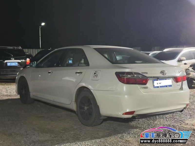 17年丰田凯美瑞轿车抵押车出售