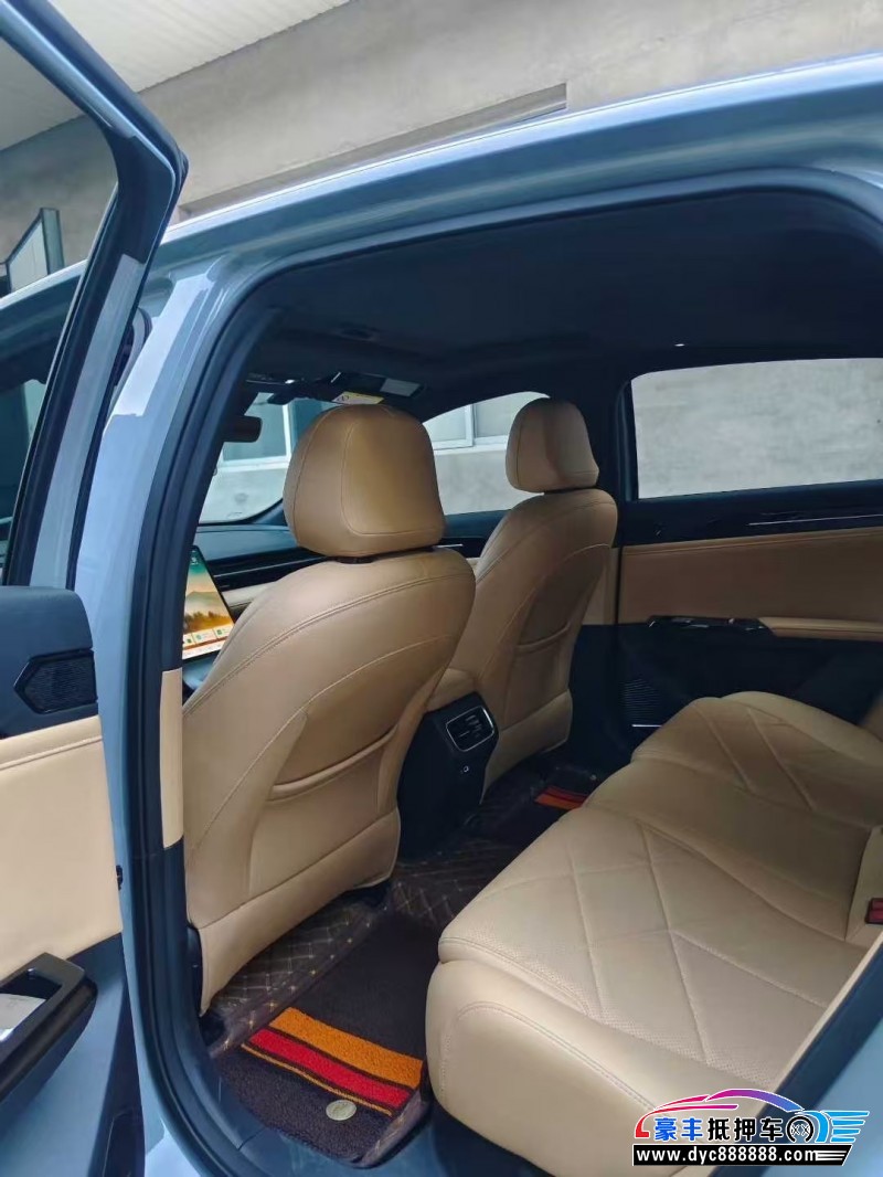 24年吉利银河L6轿车抵押车出售