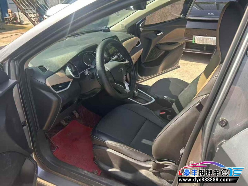 19年雪佛兰科沃兹轿车抵押车出售