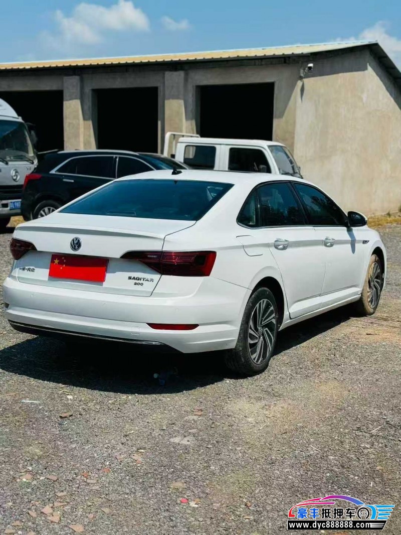 21年大众速腾轿车抵押车出售