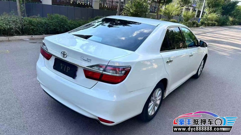 17年丰田凯美瑞轿车抵押车出售