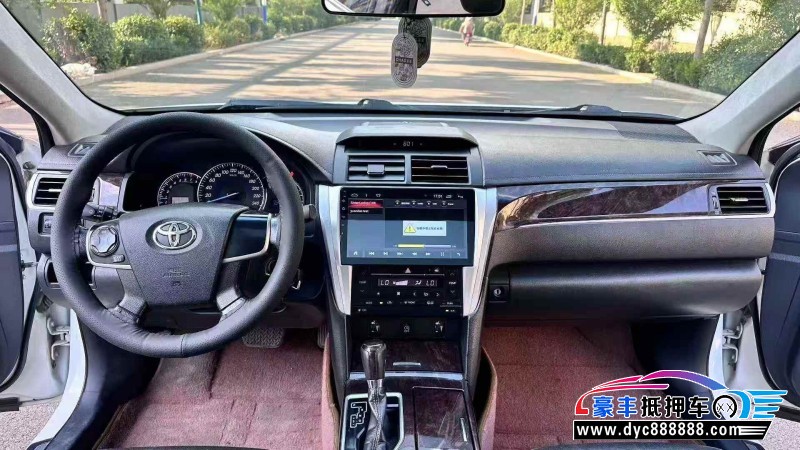 17年丰田凯美瑞轿车抵押车出售