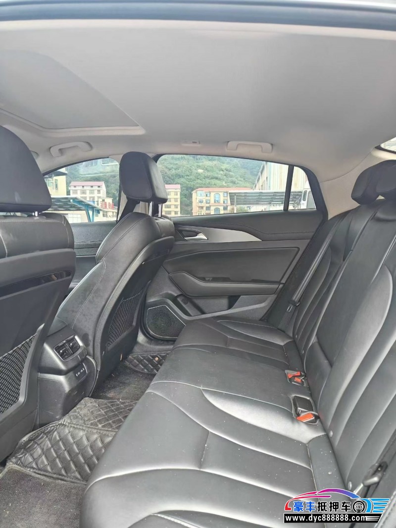 23年红旗H5轿车抵押车出售