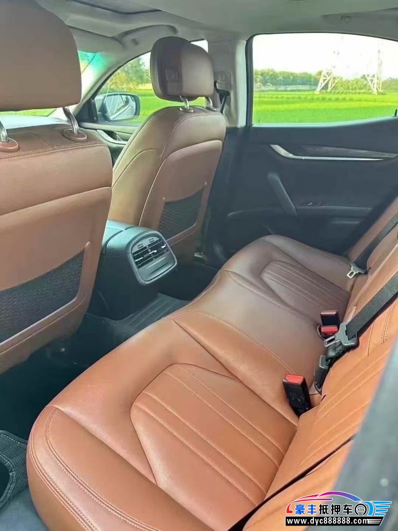 15年玛莎拉蒂Ghibli轿车抵押车出售