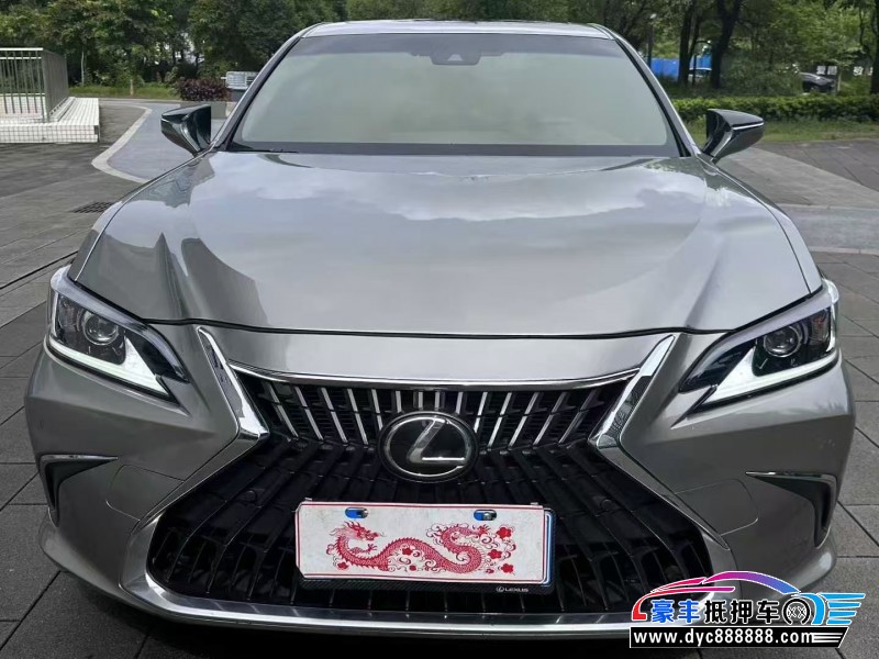 19年雷克萨斯ES轿车抵押车出售