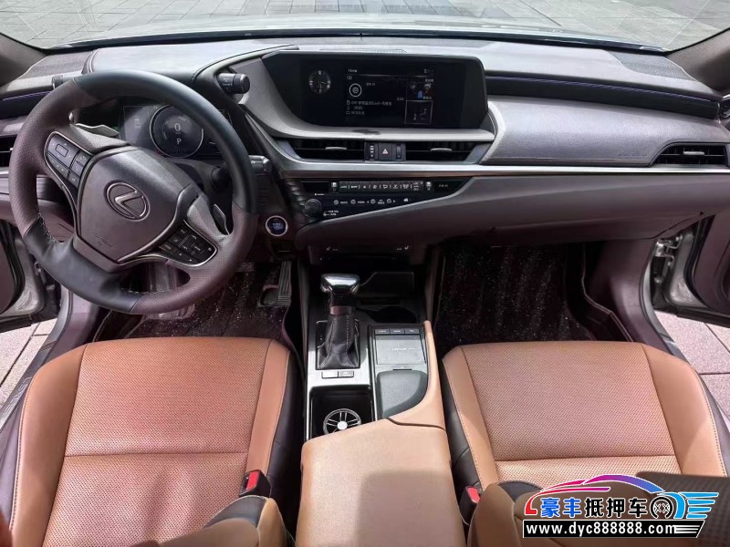 19年雷克萨斯ES轿车抵押车出售