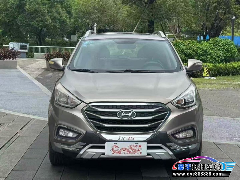 15年现代ix35轿车抵押车出售