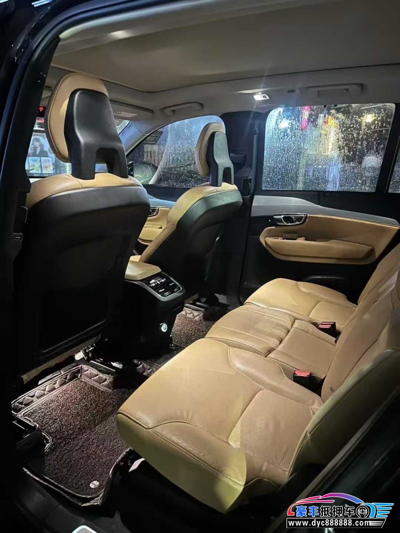 16年沃尔沃XC90轿车抵押车出售