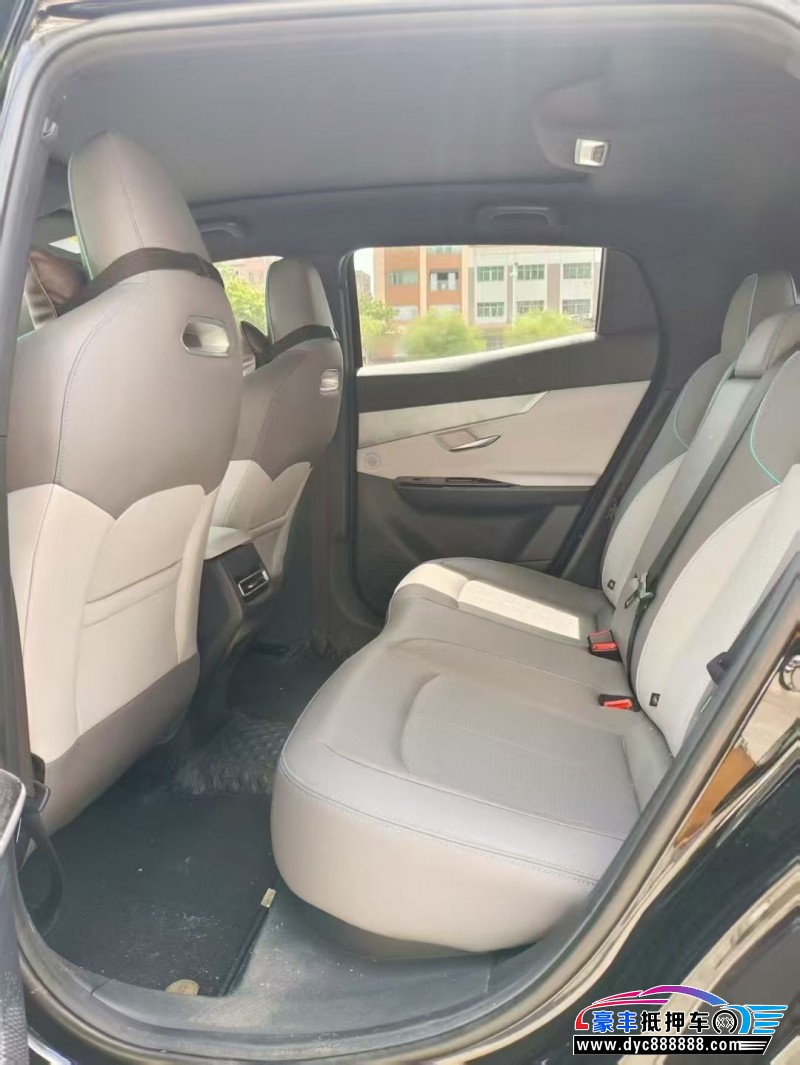 23年长安长安UNI轿车抵押车出售