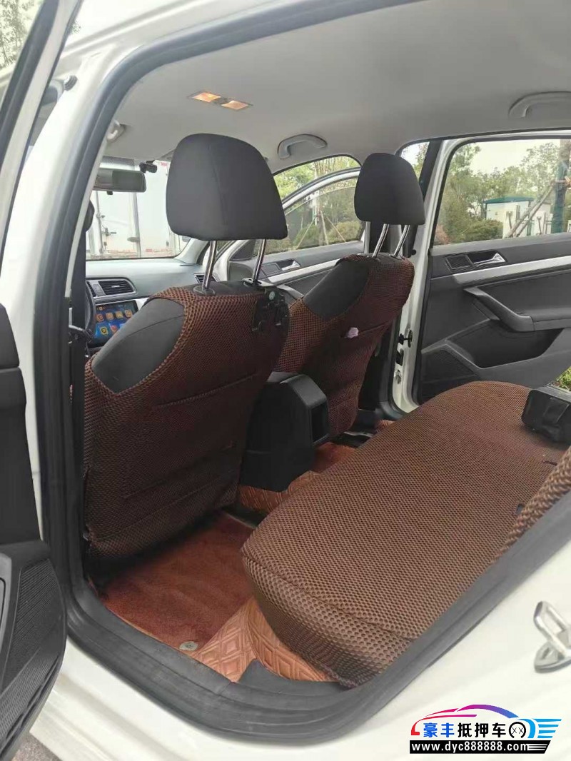 19年大众朗逸轿车抵押车出售