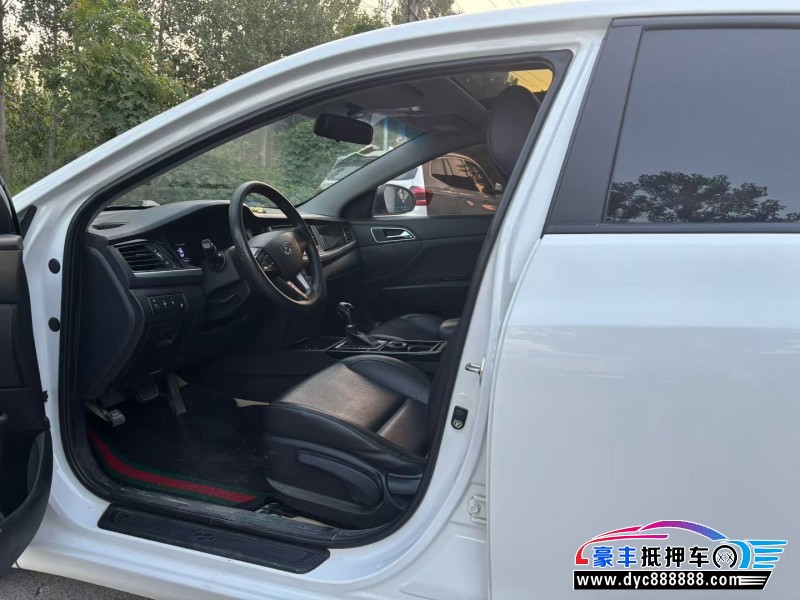 18年现代名图轿车抵押车出售