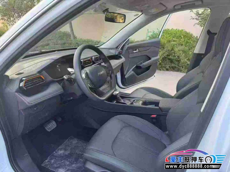 24年东风风神奕炫轿车抵押车出售