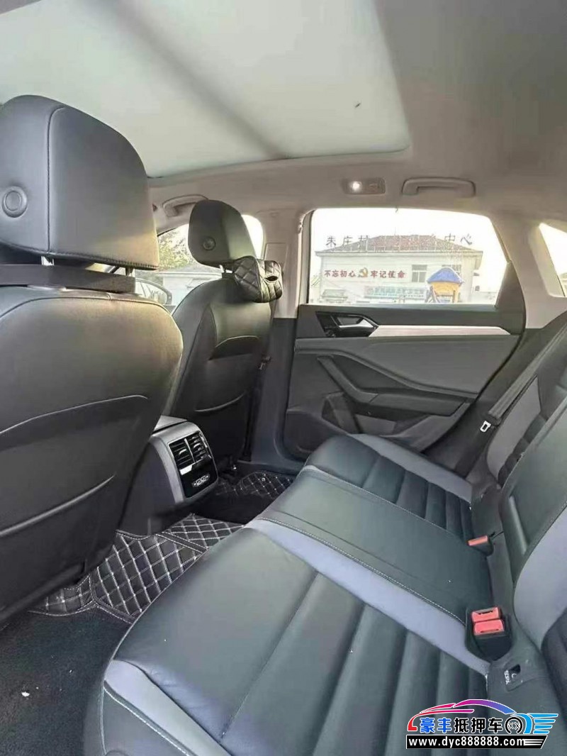 21年大众速腾轿车抵押车出售