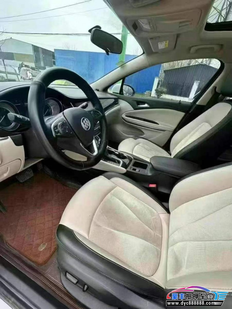 18年别克威朗轿车抵押车出售