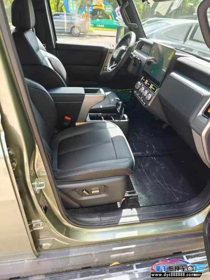 25年奇瑞爱卡轿车抵押车出售