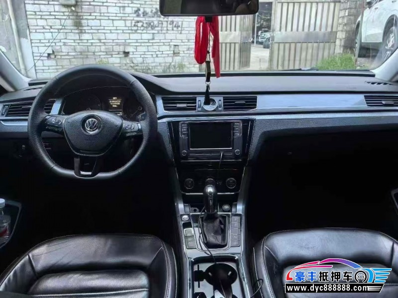 18年大众帕萨特轿车抵押车出售