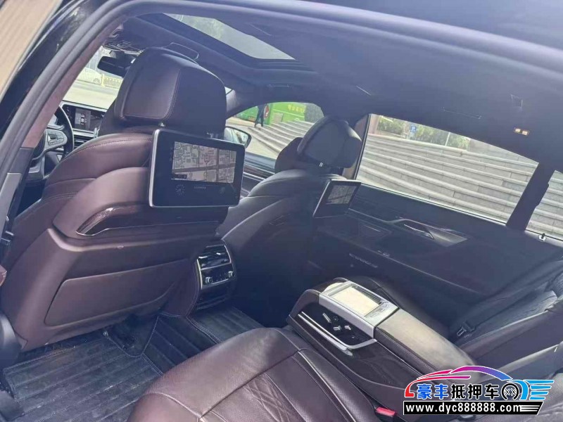 16年宝马7系轿车抵押车出售