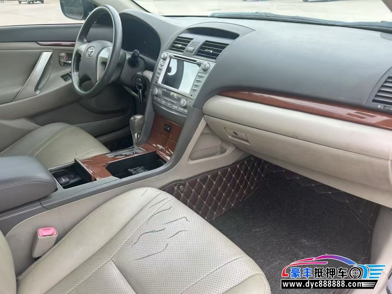 15年丰田凯美瑞轿车抵押车出售