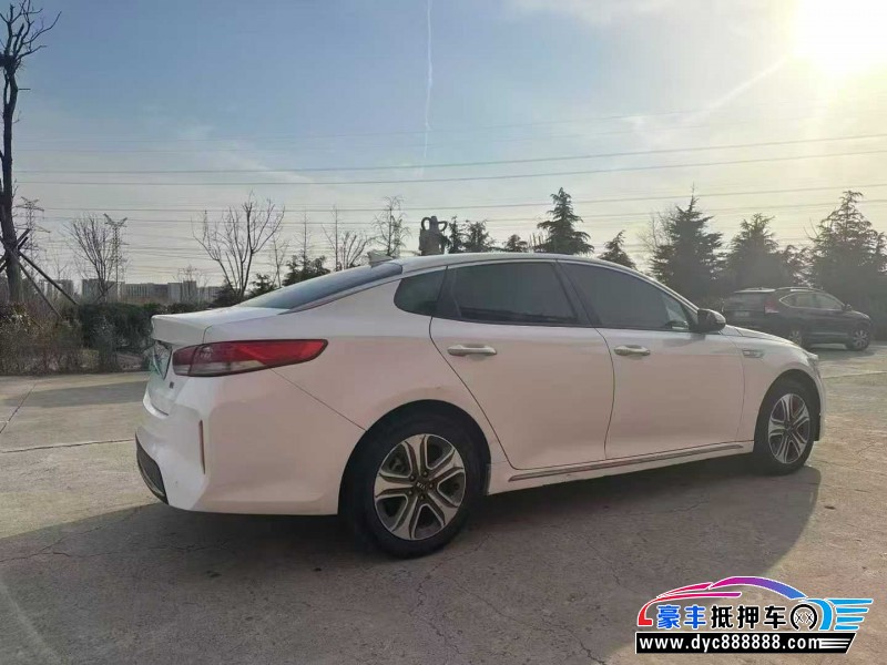 19年起亚K5轿车抵押车出售