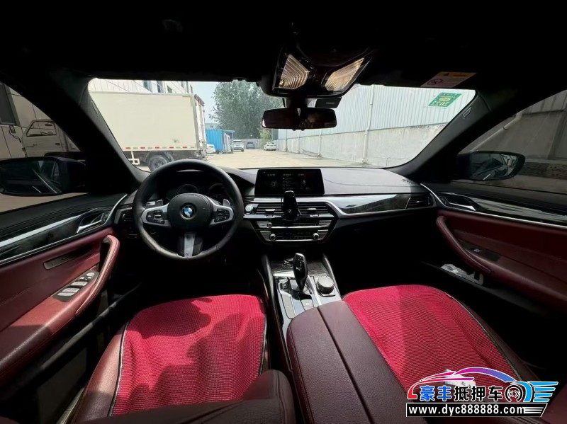 18年宝马5系轿车抵押车出售