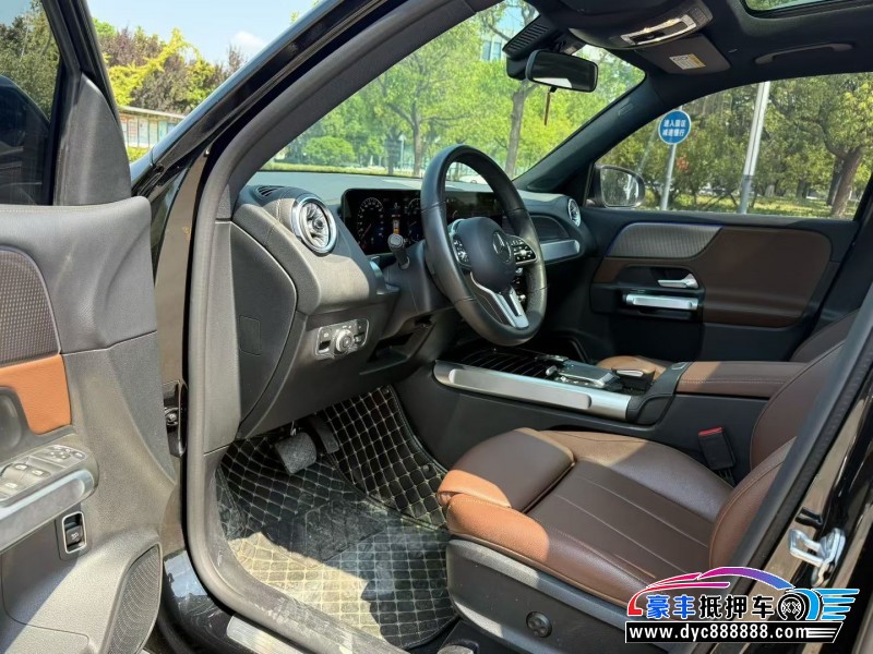 23年奔驰GLB轿车抵押车出售