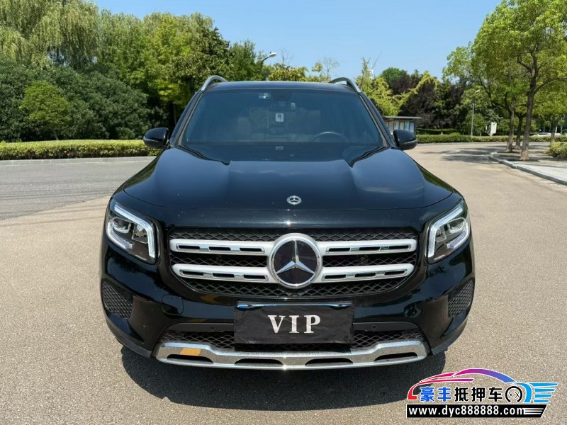 23年奔驰GLB轿车抵押车出售