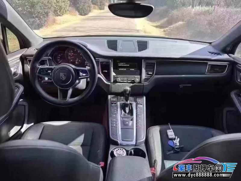 16年保时捷Macan迈凯轿车抵押车出售