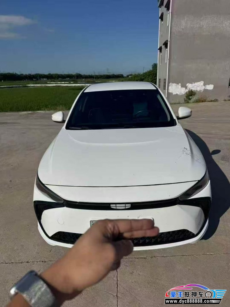 24年吉利几何轿车抵押车出售