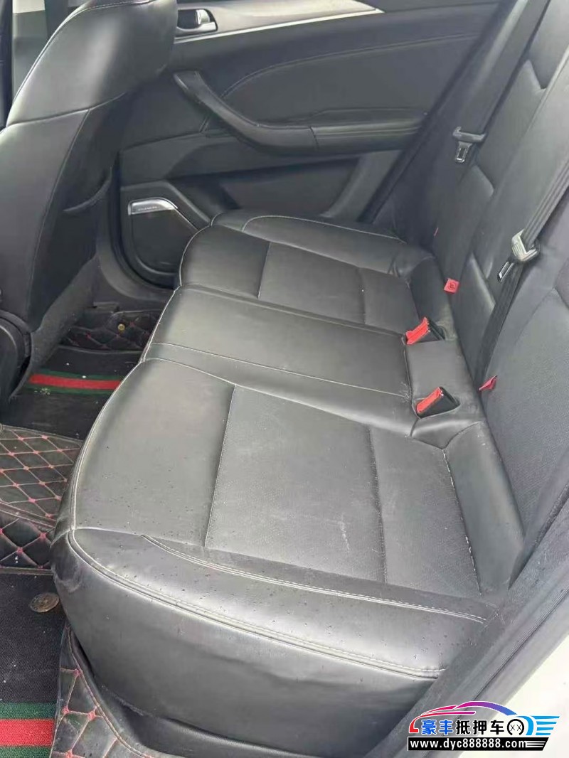 19年长安逸动轿车抵押车出售