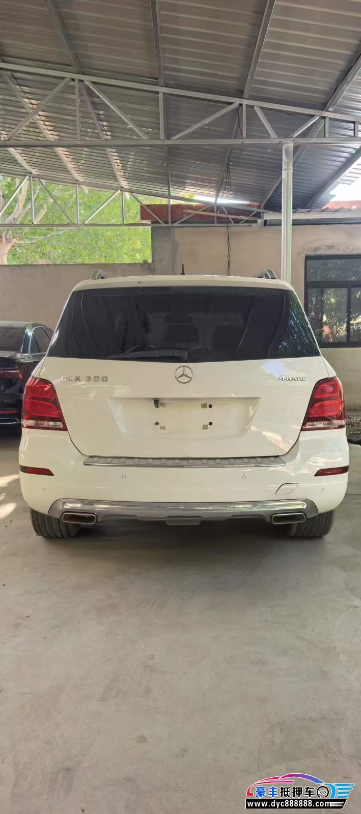 14年奔驰GLK轿车抵押车出售