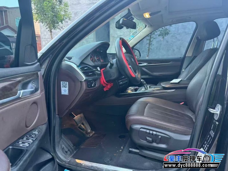 17年宝马X5轿车抵押车出售