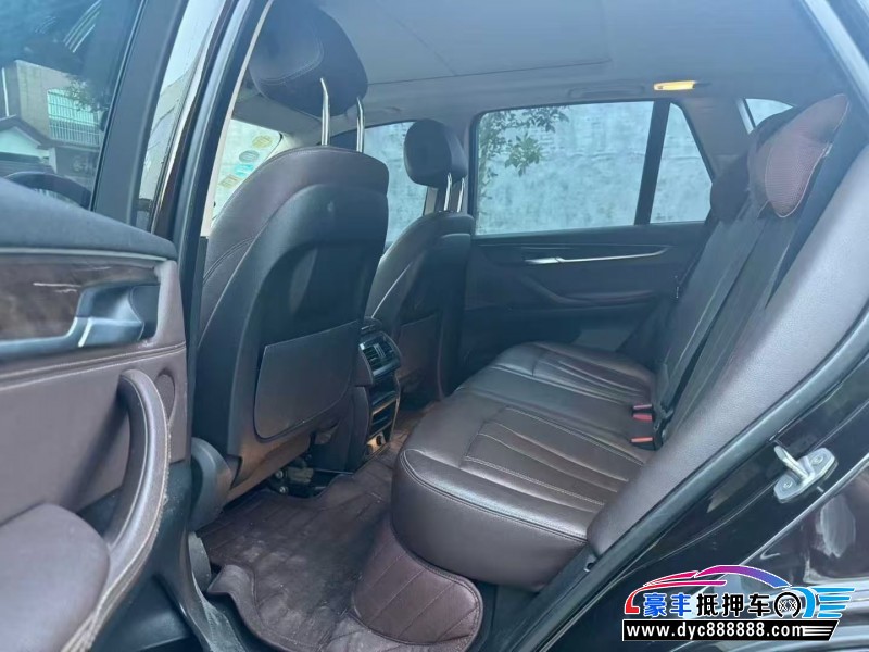 17年宝马X5轿车抵押车出售