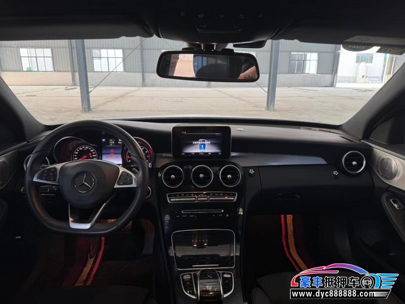 18年奔驰C轿车抵押车出售