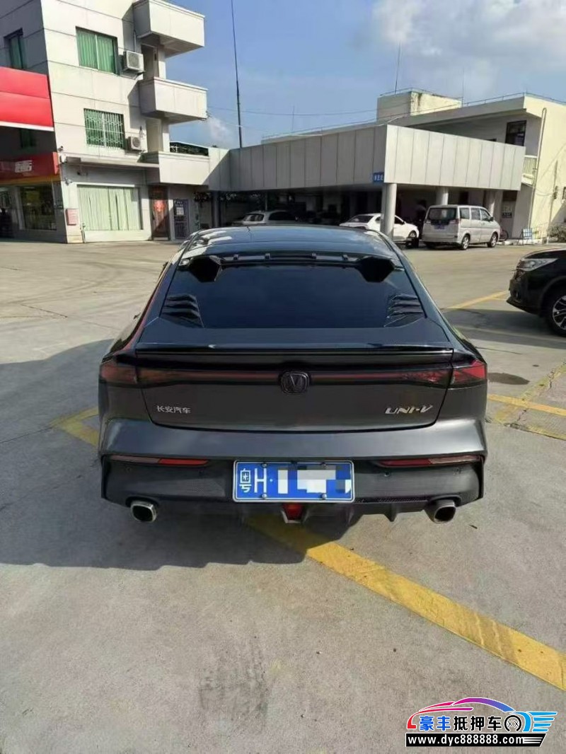 23年长安长安UNI轿车抵押车出售