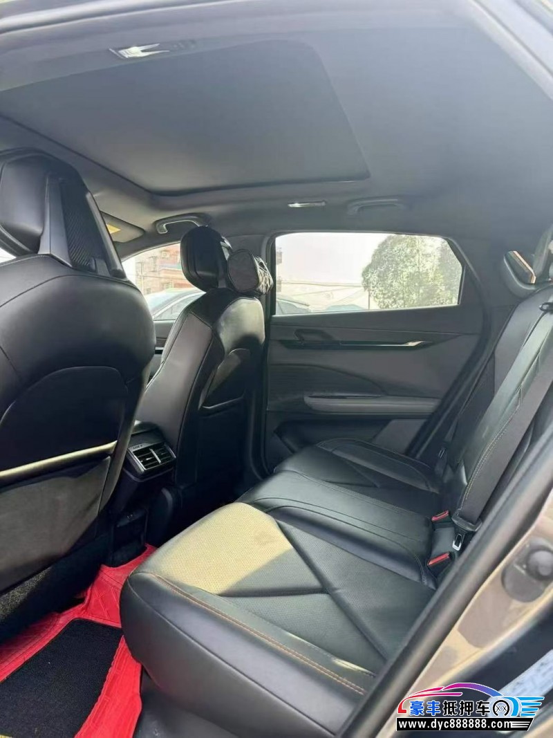 23年长安长安UNI轿车抵押车出售