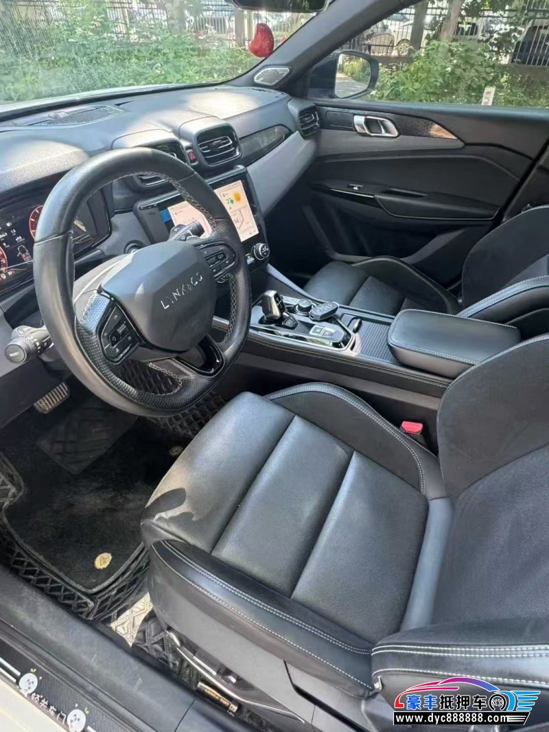 22年领克03轿车抵押车出售