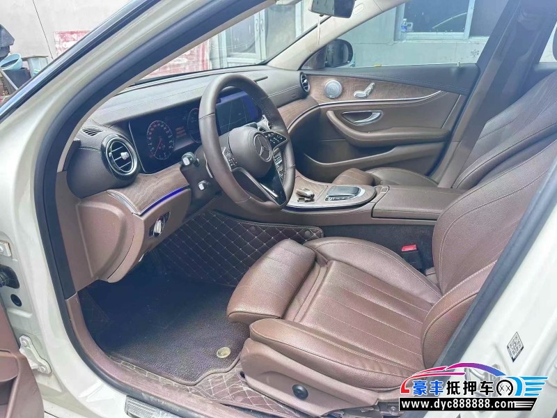 18年奔驰E轿车抵押车出售