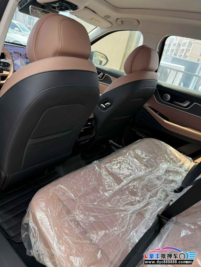 24年奇瑞瑞虎8轿车抵押车出售