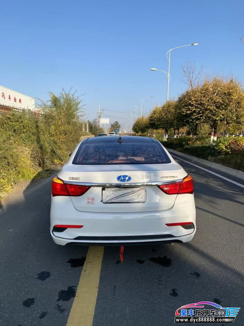 18年现代名图轿车抵押车出售