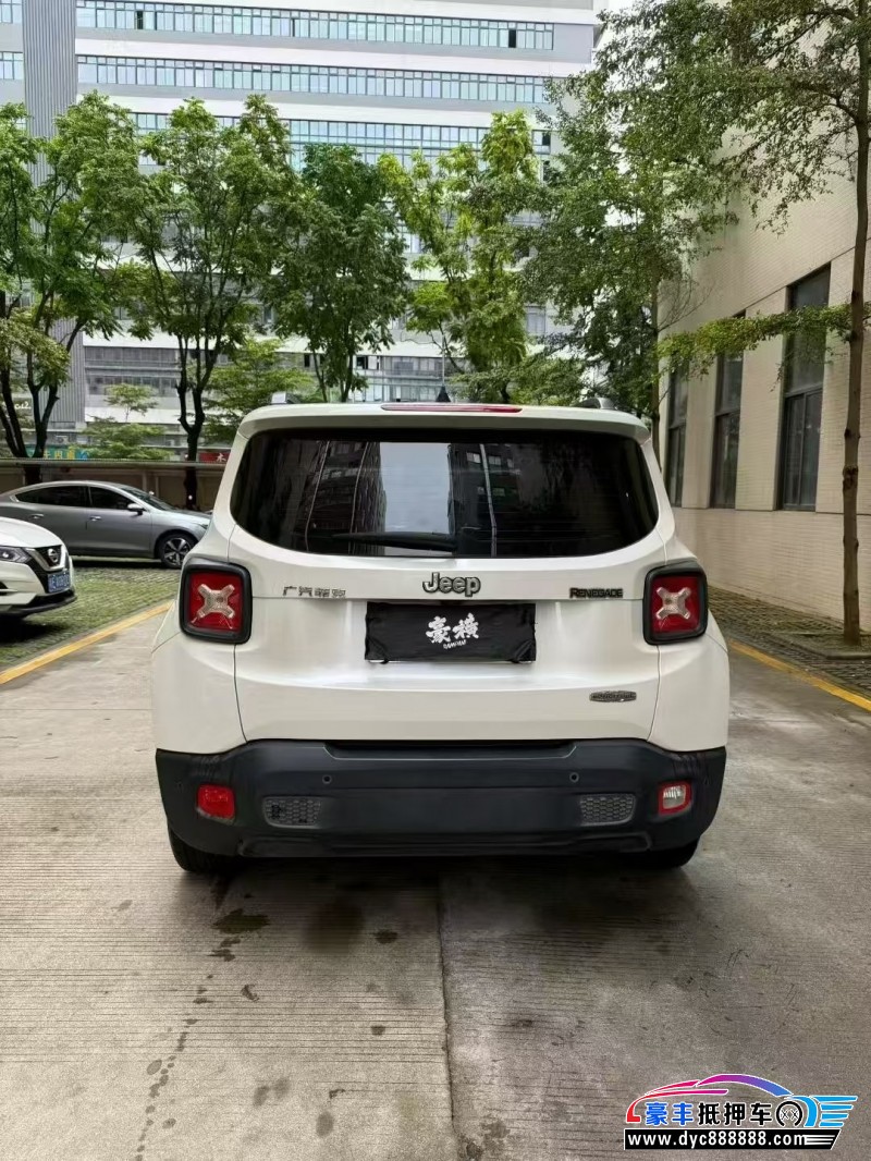 17年Jeep自由侠轿车抵押车出售