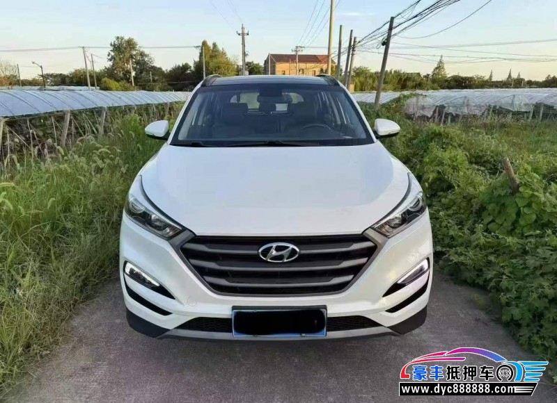 18年现代途胜轿车抵押车出售